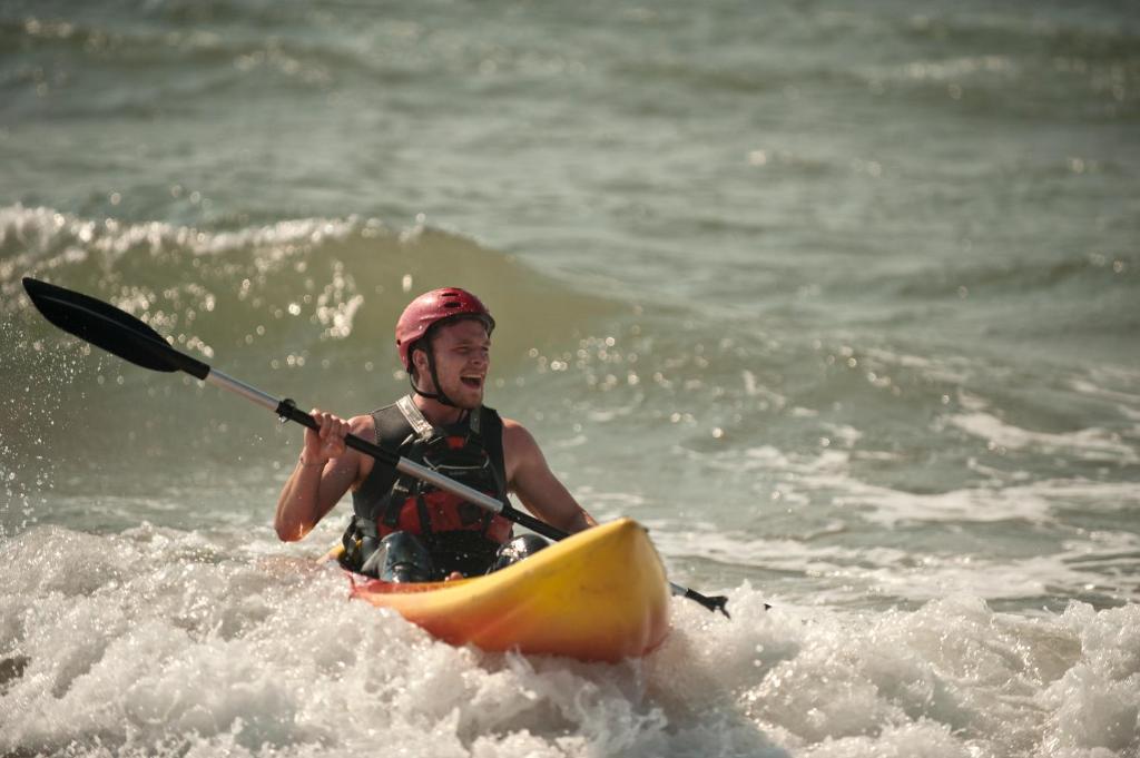 Grande-Entrée Auberge La Salicorne Et Escapades - Adventure Resort חדר תמונה